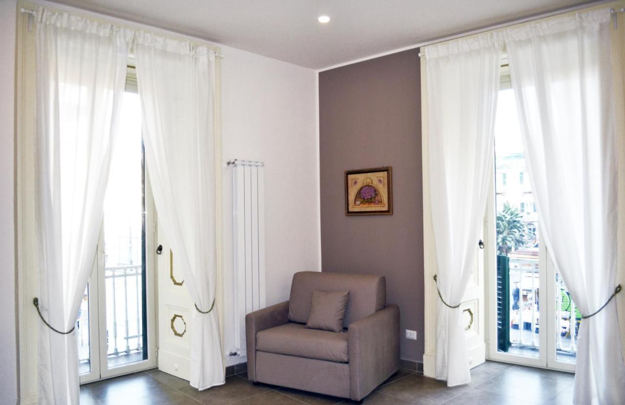 Questo Rinascimento Casa Audrey Napels Buitenkant foto